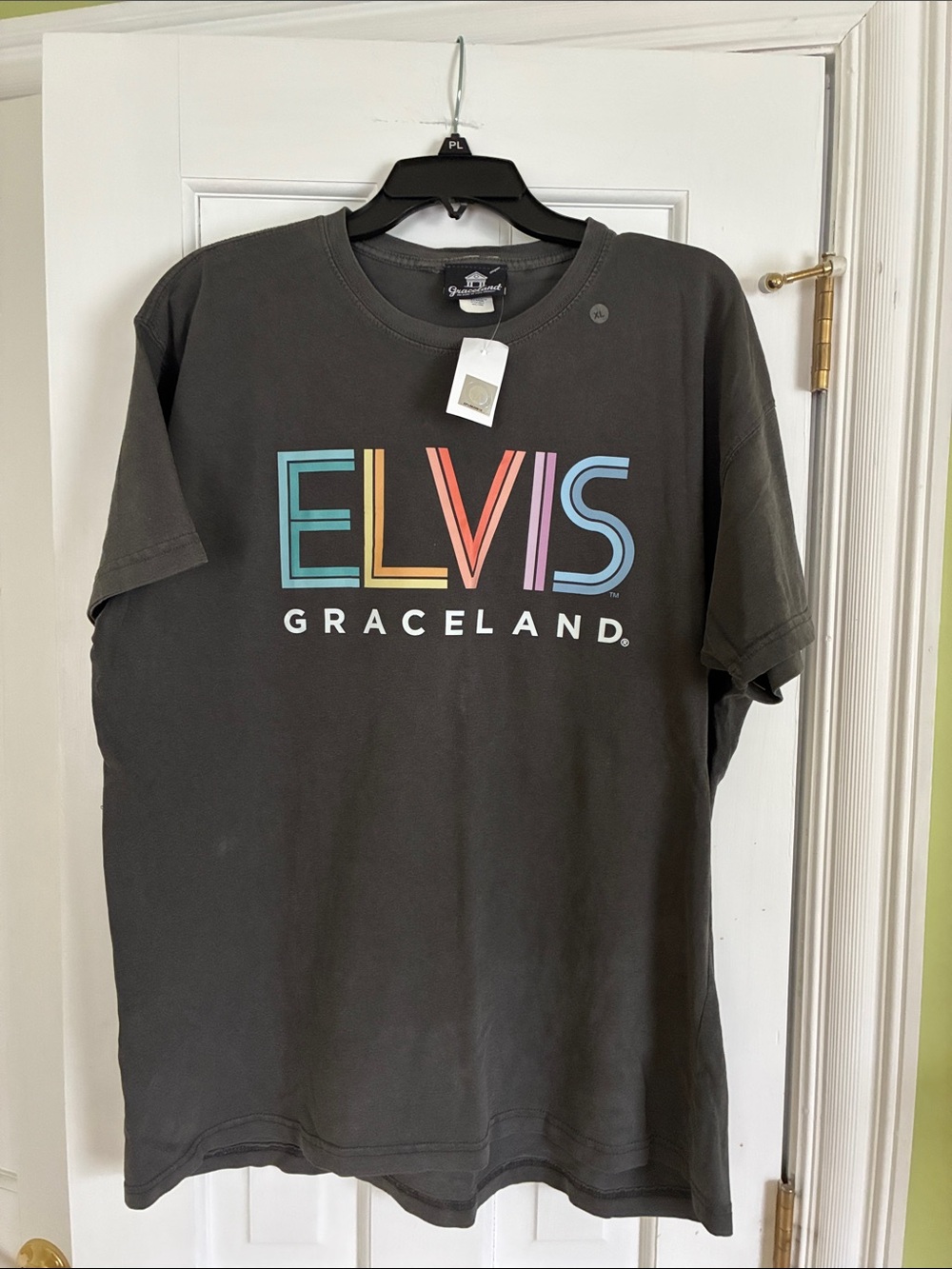 NWT Graceland Men’s Charcoal Graphic T-Shirt XL